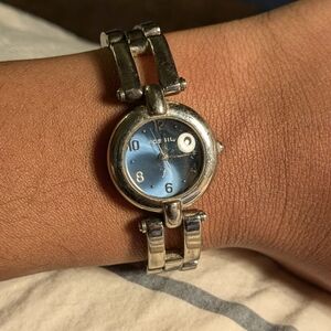 VINTAGE Fossil Stainless Steel Small Silver Watch Womens Blue Face